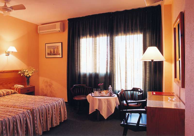 Hotel Goya Аликанте Номер фото