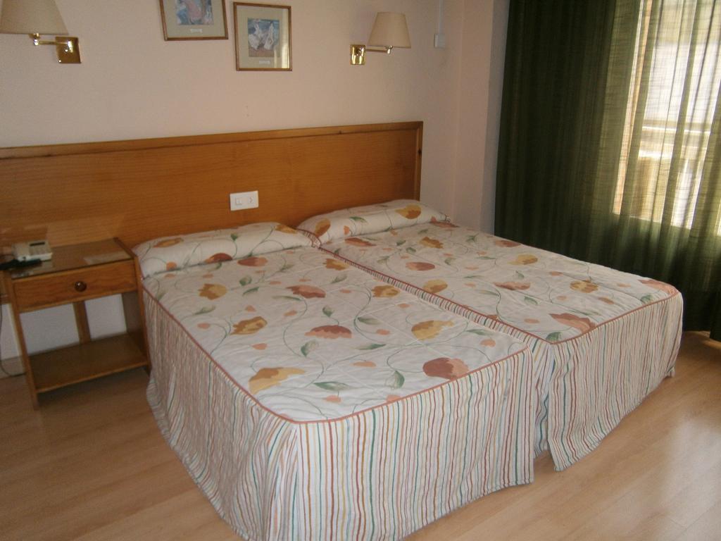 Hotel Goya Аликанте Экстерьер фото