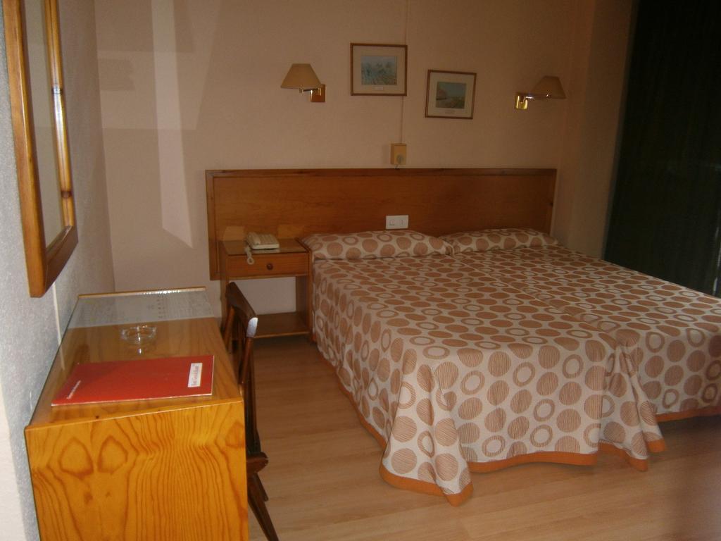 Hotel Goya Аликанте Экстерьер фото